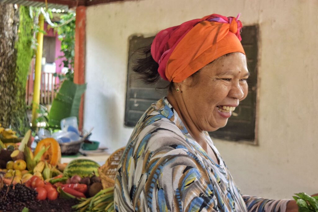 Turismo comunitario en Colombia necesita ayuda. Community-based tourism in Colombia needs help.